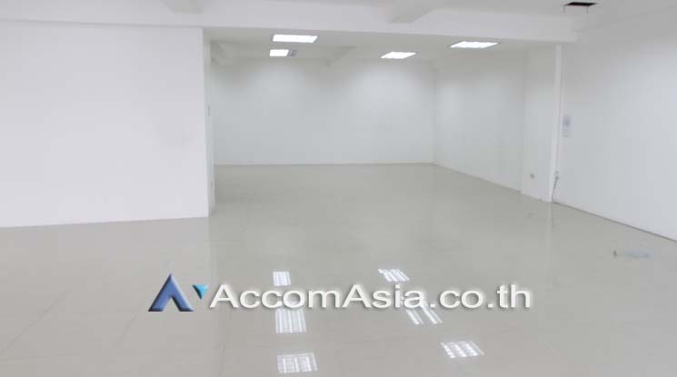 5  Studio Office Space For Rent in Sukhumvit ,Bangkok BTS Phra khanong at Park Avenue AA17394
